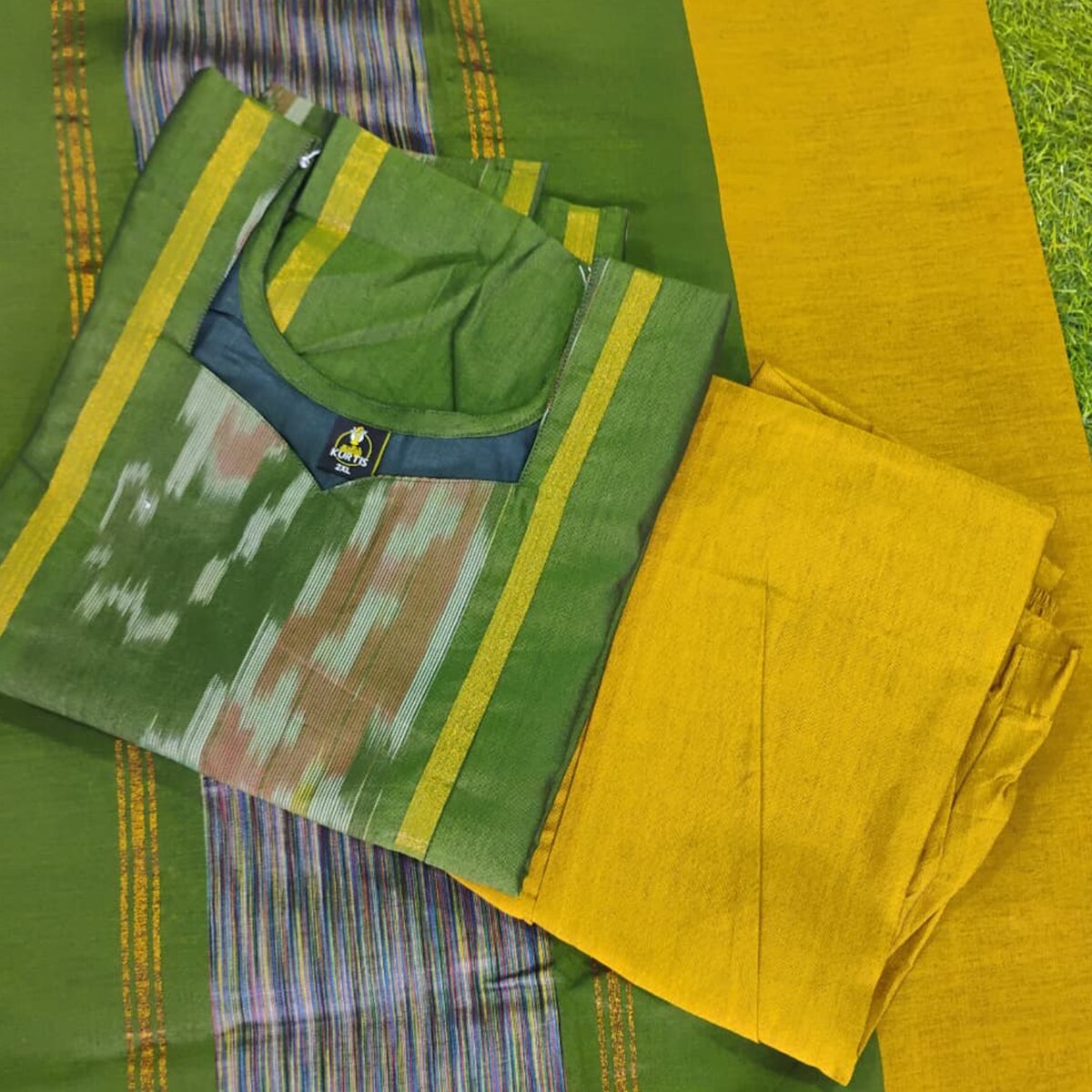 Pochampalli 3 Piece Set